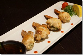 asa de frango com recheio de gyoza asa de frango com recheio de gyoza