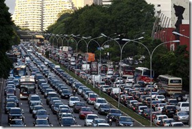 transito-pesado-brasil-sao-paulo-congestionamentos transito-pesado-brasil-sao-paulo-congestionamentos